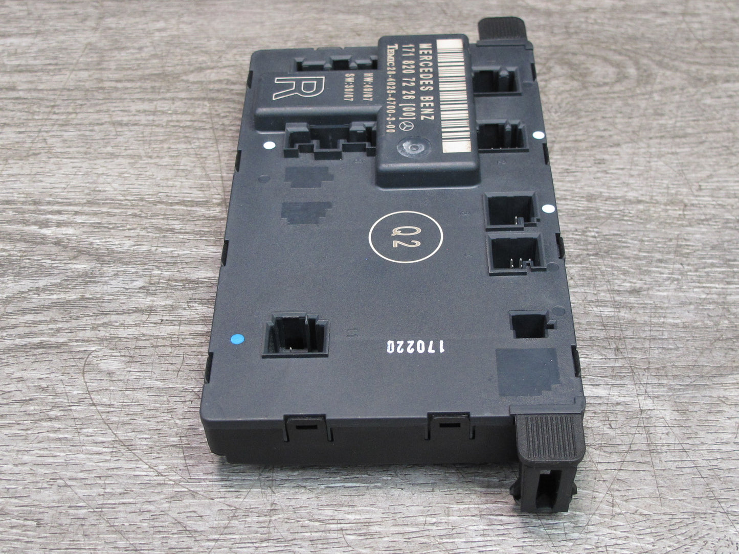 05-11 Mercedes R171 Slk-class Right Door Control Module 1718207226 OEM