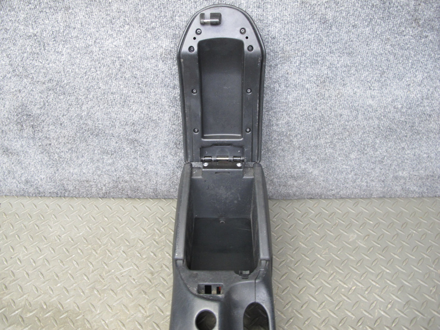 2000-2004 Porsche Boxster 986 Center Console Trim Cover Panel W/ Armrest