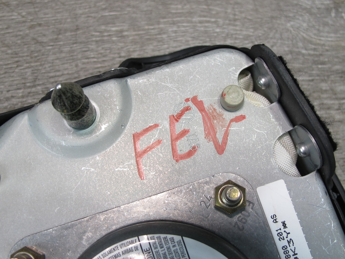 02-03 VW EUROVAN T4 MV FRONT LEFT DRIVER SIDE STEERING WHEEL SRS AIRBAG 3B0880201AS OEM