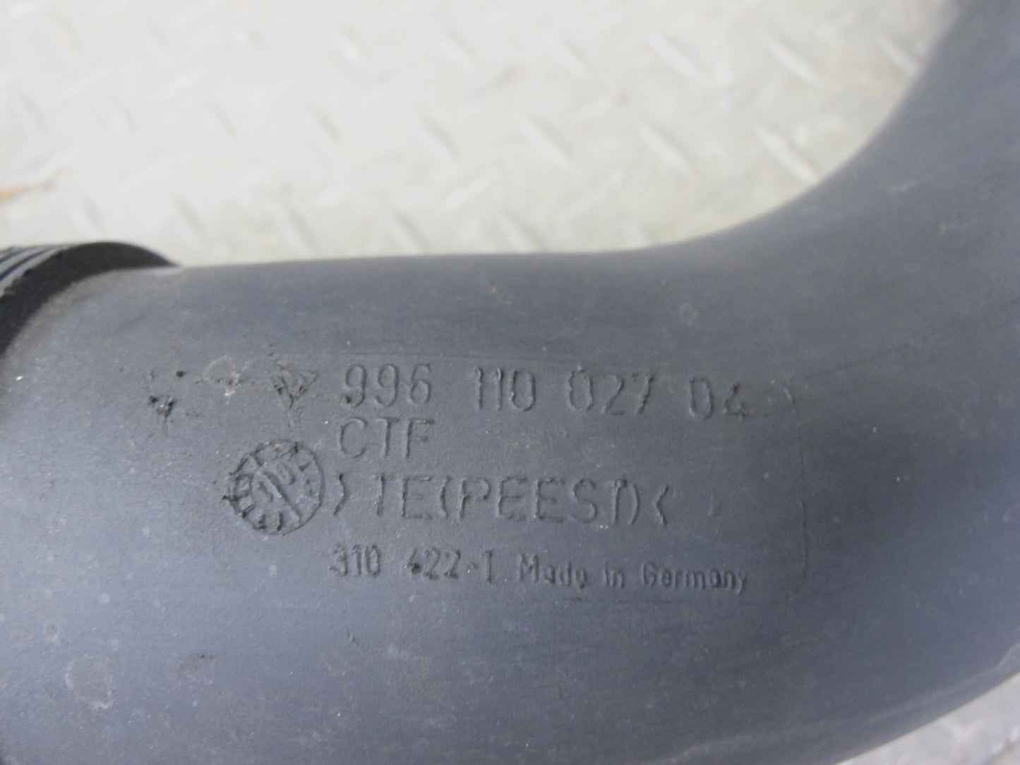 2000-2004 Porsche Boxster 986 M/T Engine Air Intake Hose Tube Pipe 99611002704