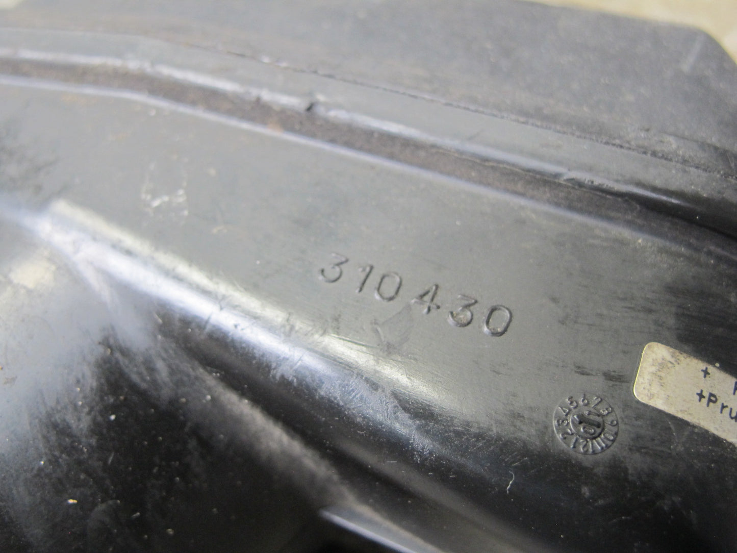 2000-2004 Porsche Boxster 986 M/T Engine Air Intake Hose Tube Pipe 99611002704