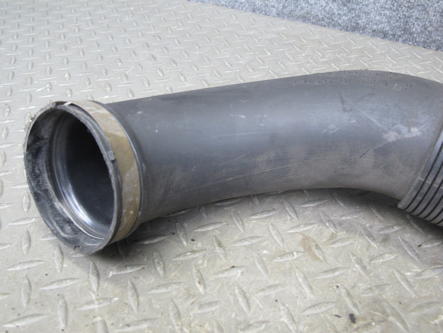 2000-2004 Porsche Boxster 986 M/T Engine Air Intake Hose Tube Pipe 99611002704