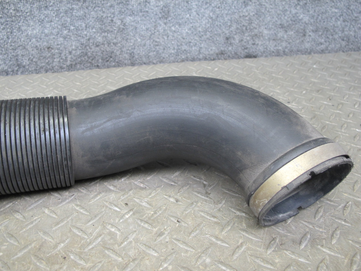 2000-2004 Porsche Boxster 986 M/T Engine Air Intake Hose Tube Pipe 99611002704