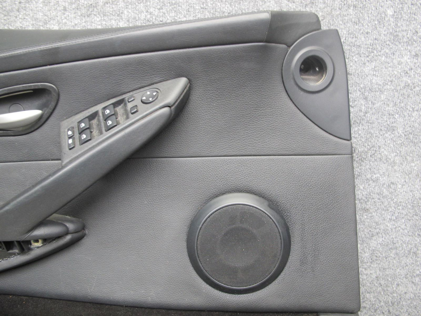 2006-2007 BMW E63 E64 M6 Left & Right Door Interior Trim Cover Panel Set of 2
