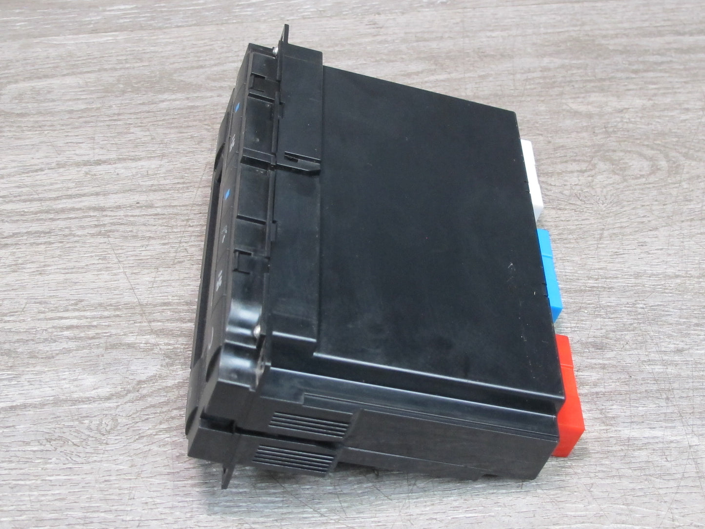99-03 VW Eurovan T4 A/C Heater Climate Control Switch Panel 7D0907040 OEM