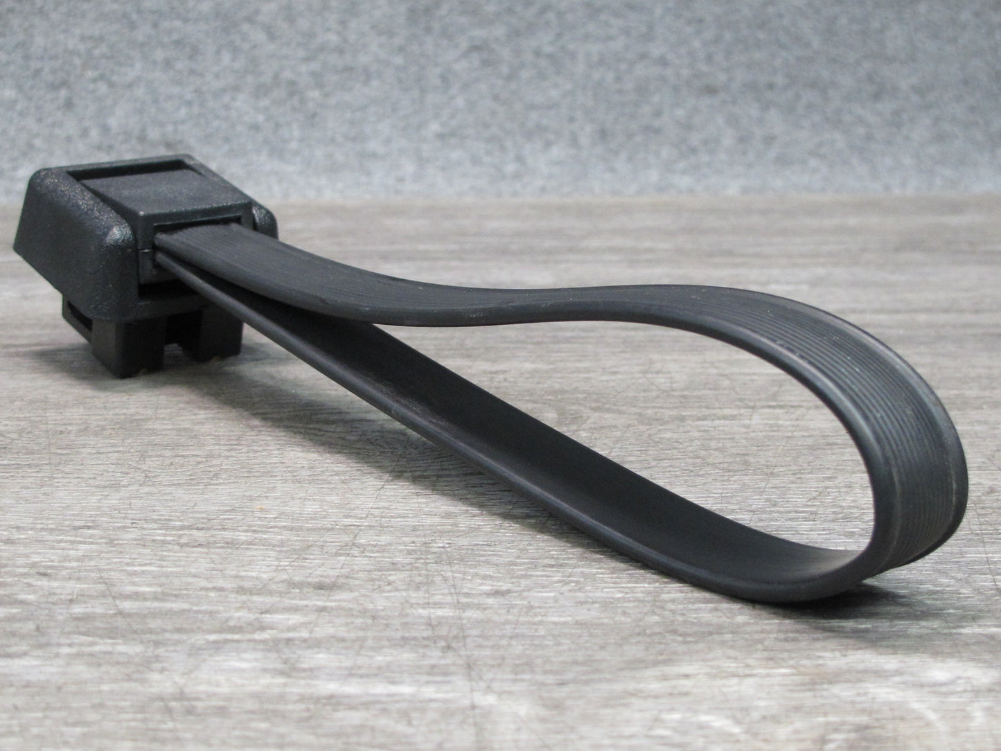97-03 VW Eurovan T4 Rear Hatch Grab Handle Pull Loop 7D0829621A OEM