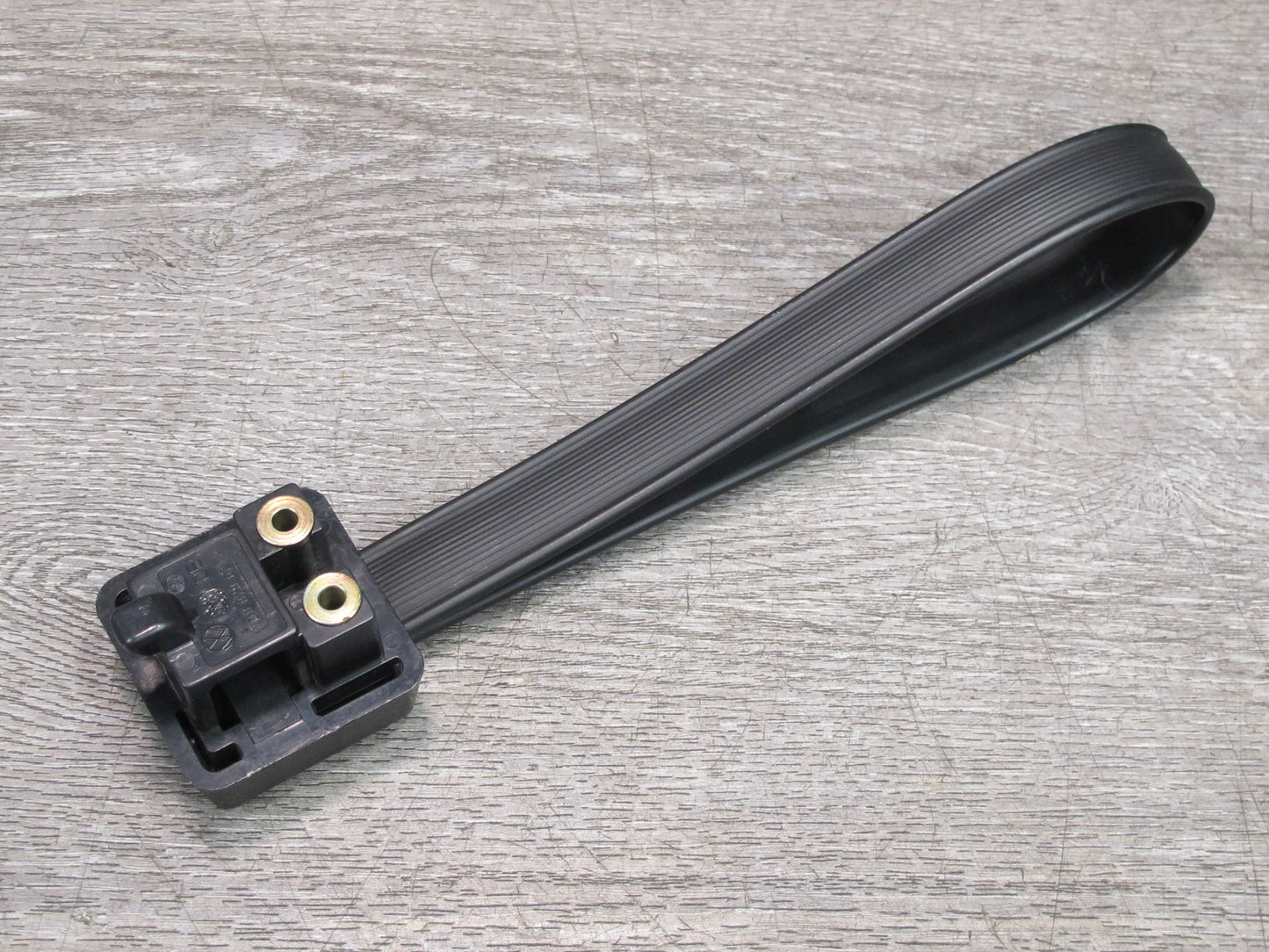 97-03 VW Eurovan T4 Rear Hatch Grab Handle Pull Loop 7D0829621A OEM
