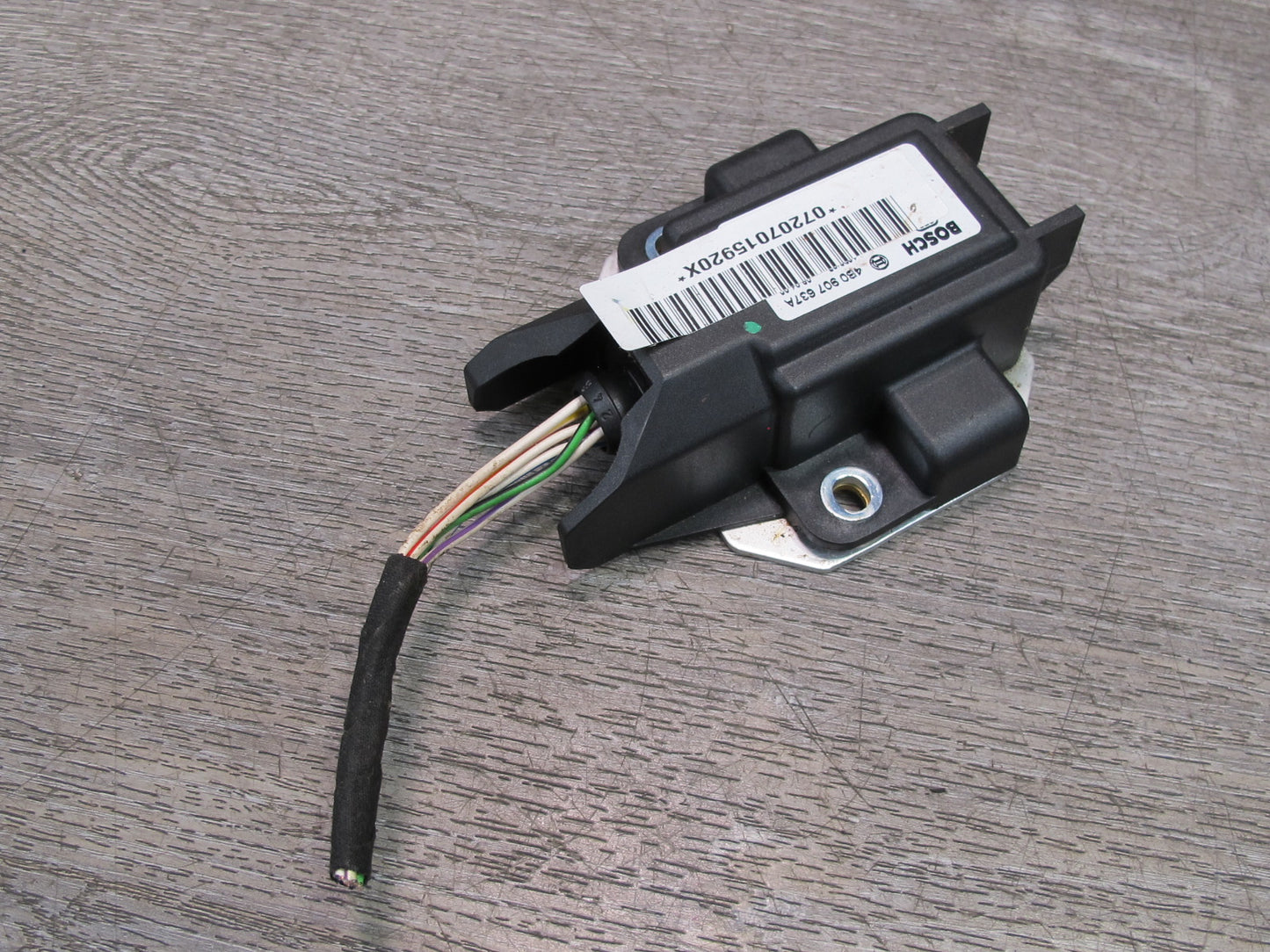 99-03 VW Eurovan T4 YAW Turn Rate Acceleration Speed Sensor 4B0907637A OEM
