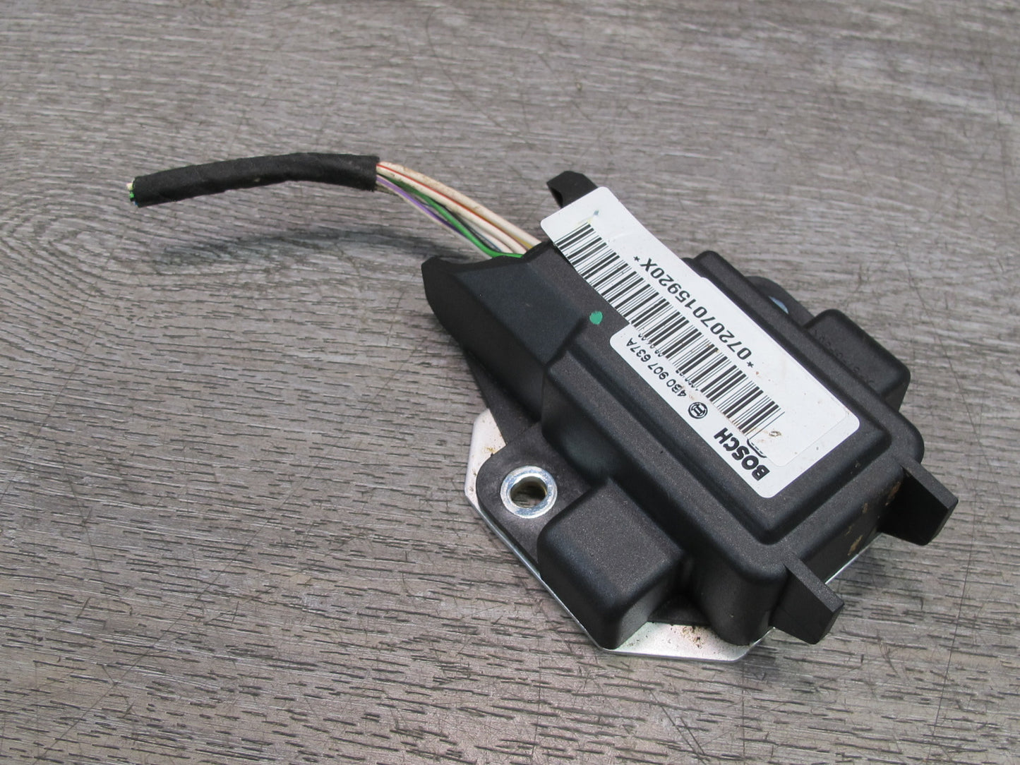 99-03 VW Eurovan T4 YAW Turn Rate Acceleration Speed Sensor 4B0907637A OEM