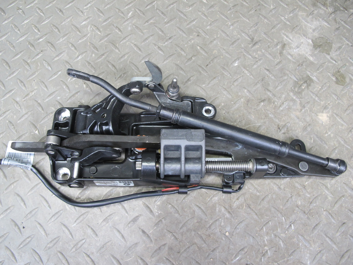 2006-2010 BMW E64 Convertible TOP Left & Right Lock Latch Actuator Set of 2