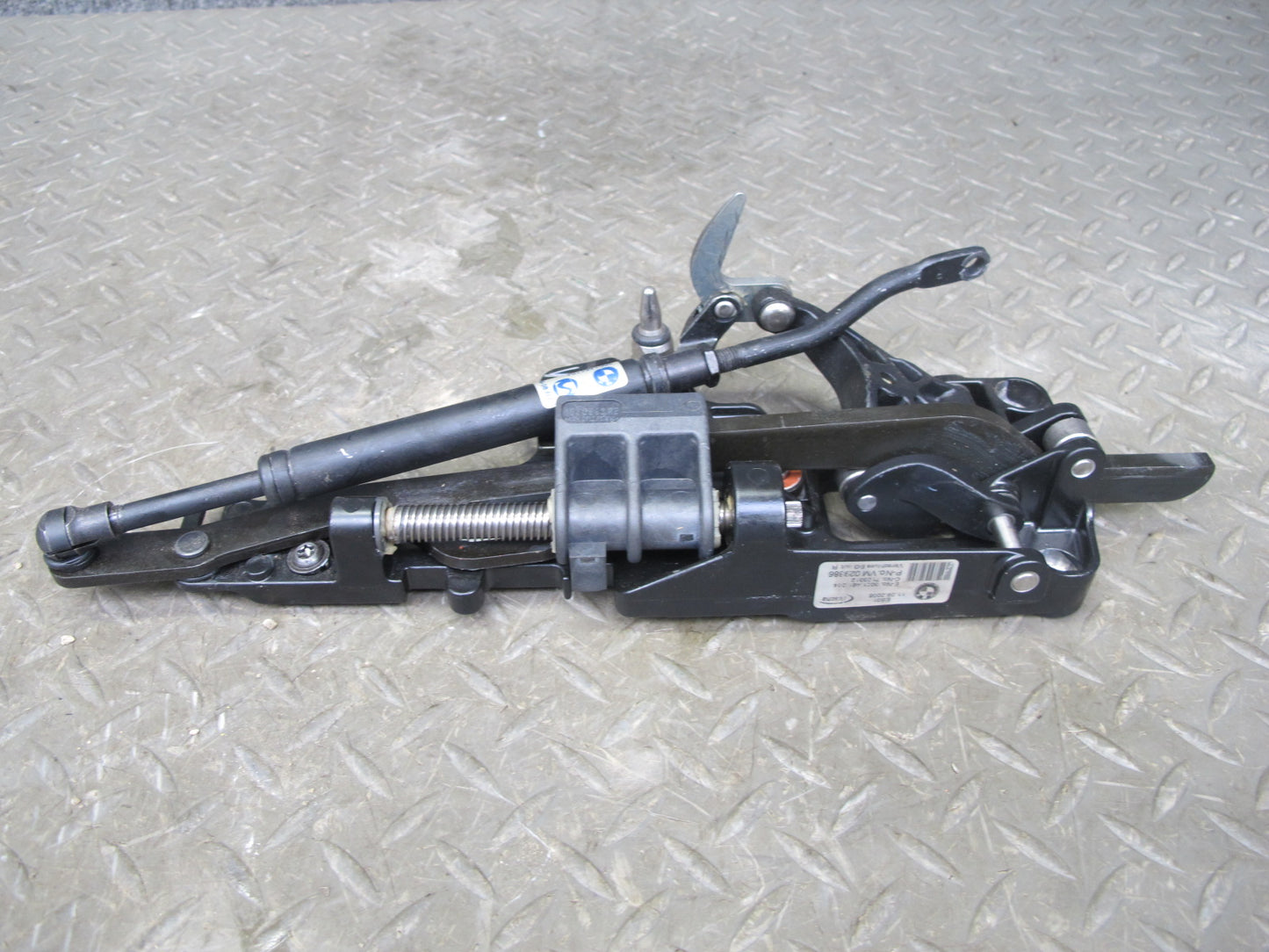 2006-2010 BMW E64 Convertible TOP Left & Right Lock Latch Actuator Set of 2