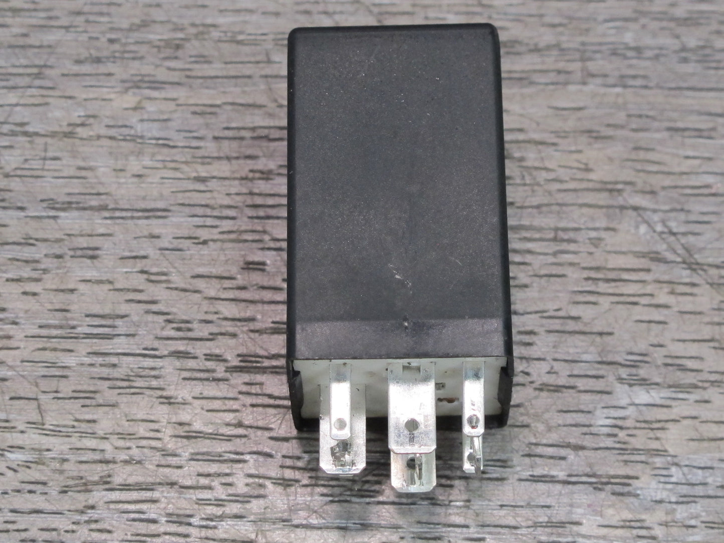 99-03 VW Eurovan T4 A/C Starter Shift Lock 175 Relay Module 3A0927181 OEM