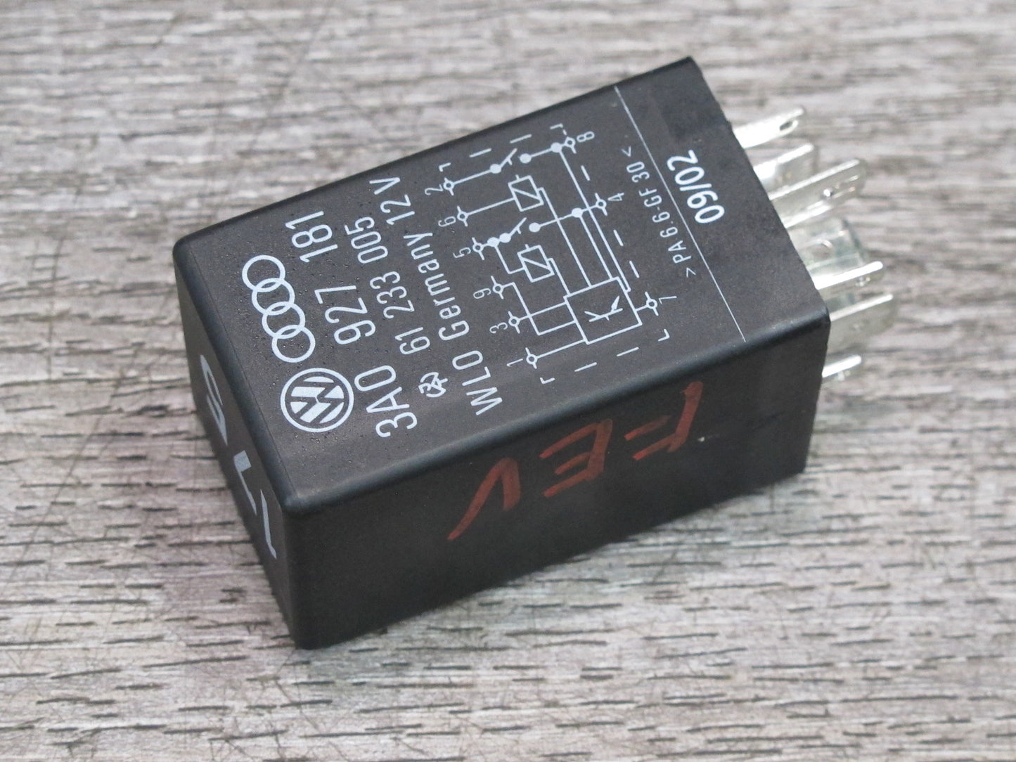 99-03 VW Eurovan T4 A/C Starter Shift Lock 175 Relay Module 3A0927181 OEM