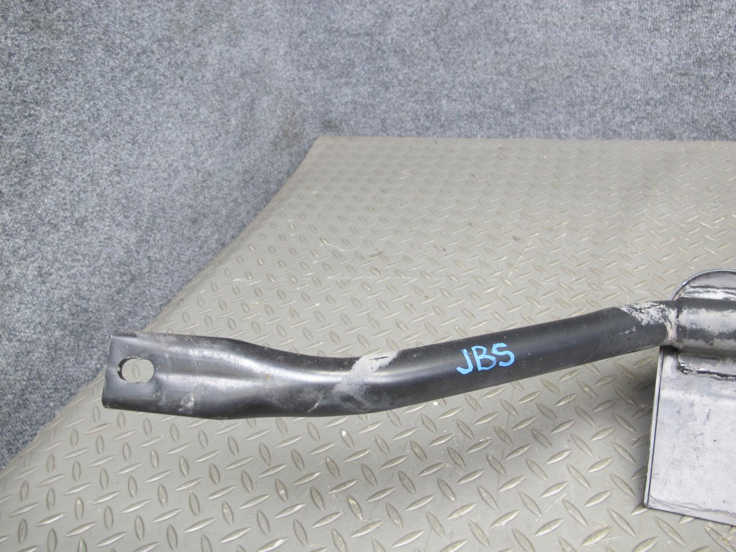 2007-2010 BMW E64 M6 Convertible Front Reinforcement Strut Bar Support Set