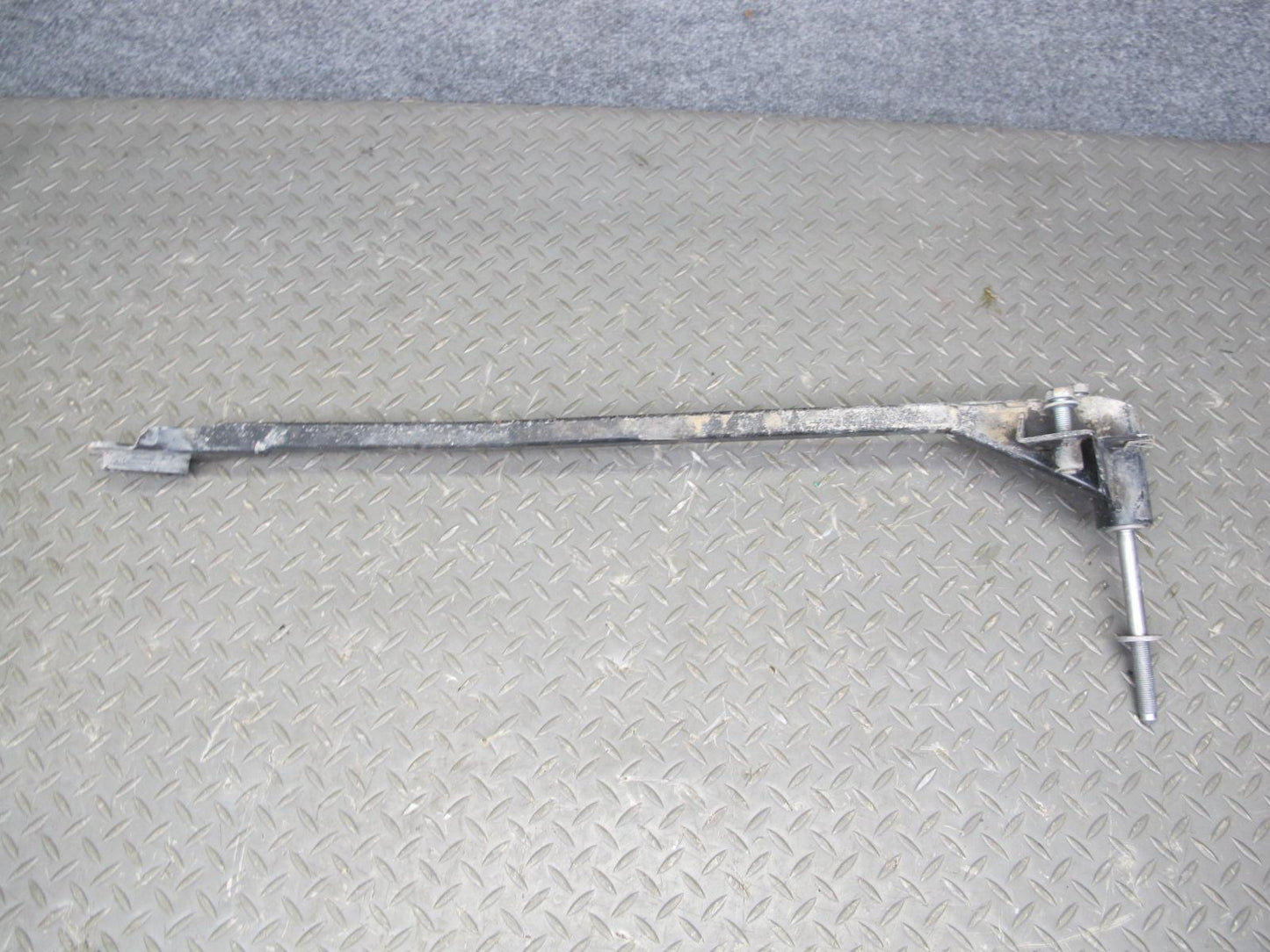 2007-2010 BMW E64 M6 Convertible Front Reinforcement Strut Bar Support Set