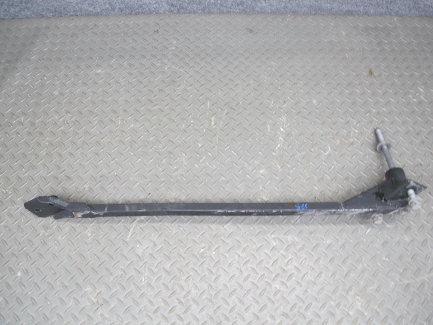 2007-2010 BMW E64 M6 Convertible Front Reinforcement Strut Bar Support Set