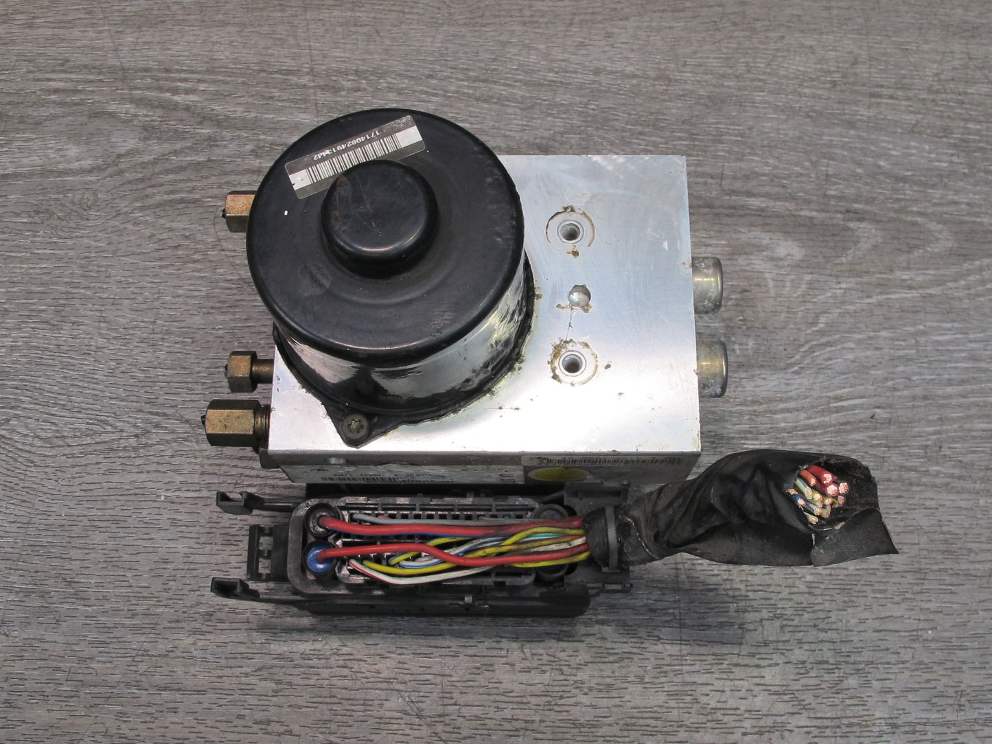 02-05 Ford Thunderbird Anti Lock Brake ABS Pump Module 3W4T-2C219-BF OEM