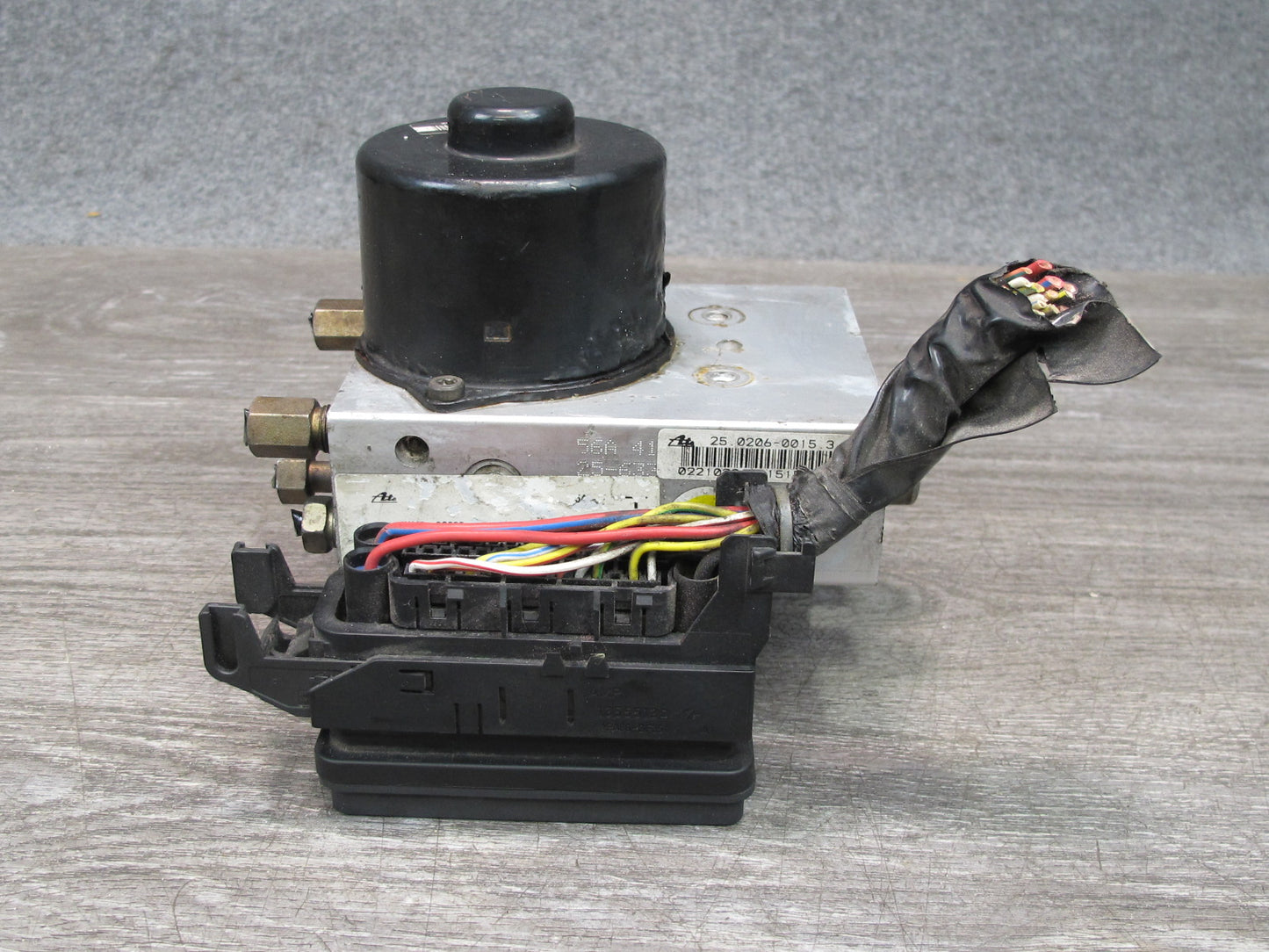 02-05 Ford Thunderbird Anti Lock Brake ABS Pump Module 3W4T-2C219-BF OEM