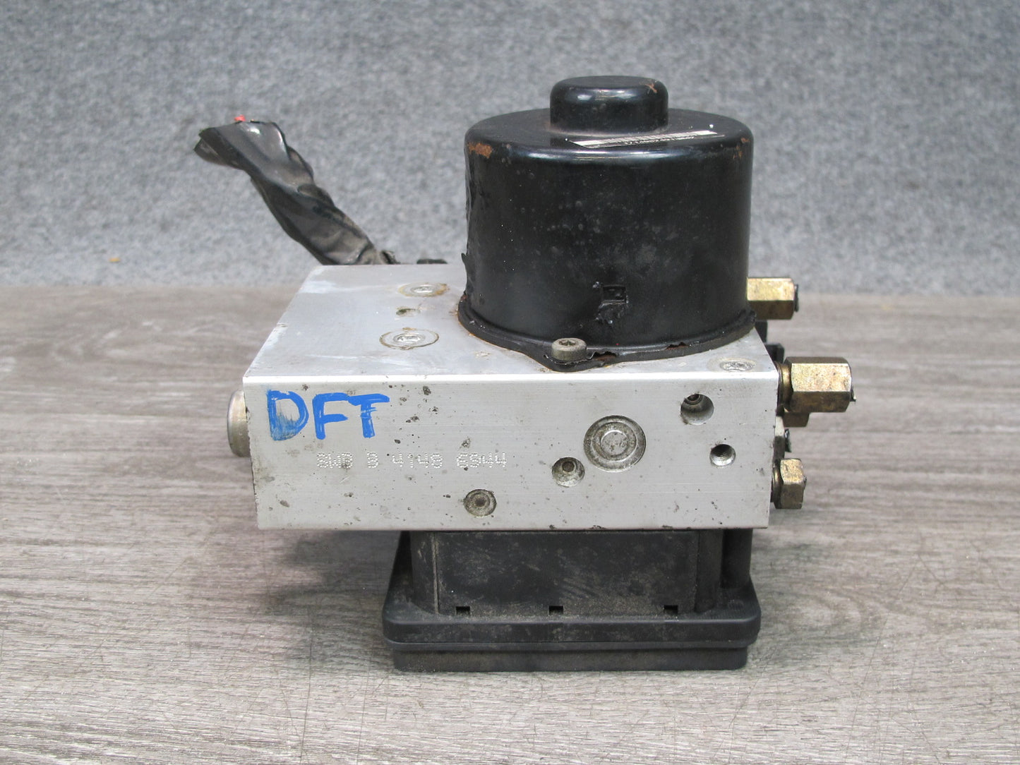 02-05 Ford Thunderbird Anti Lock Brake ABS Pump Module 3W4T-2C219-BF OEM