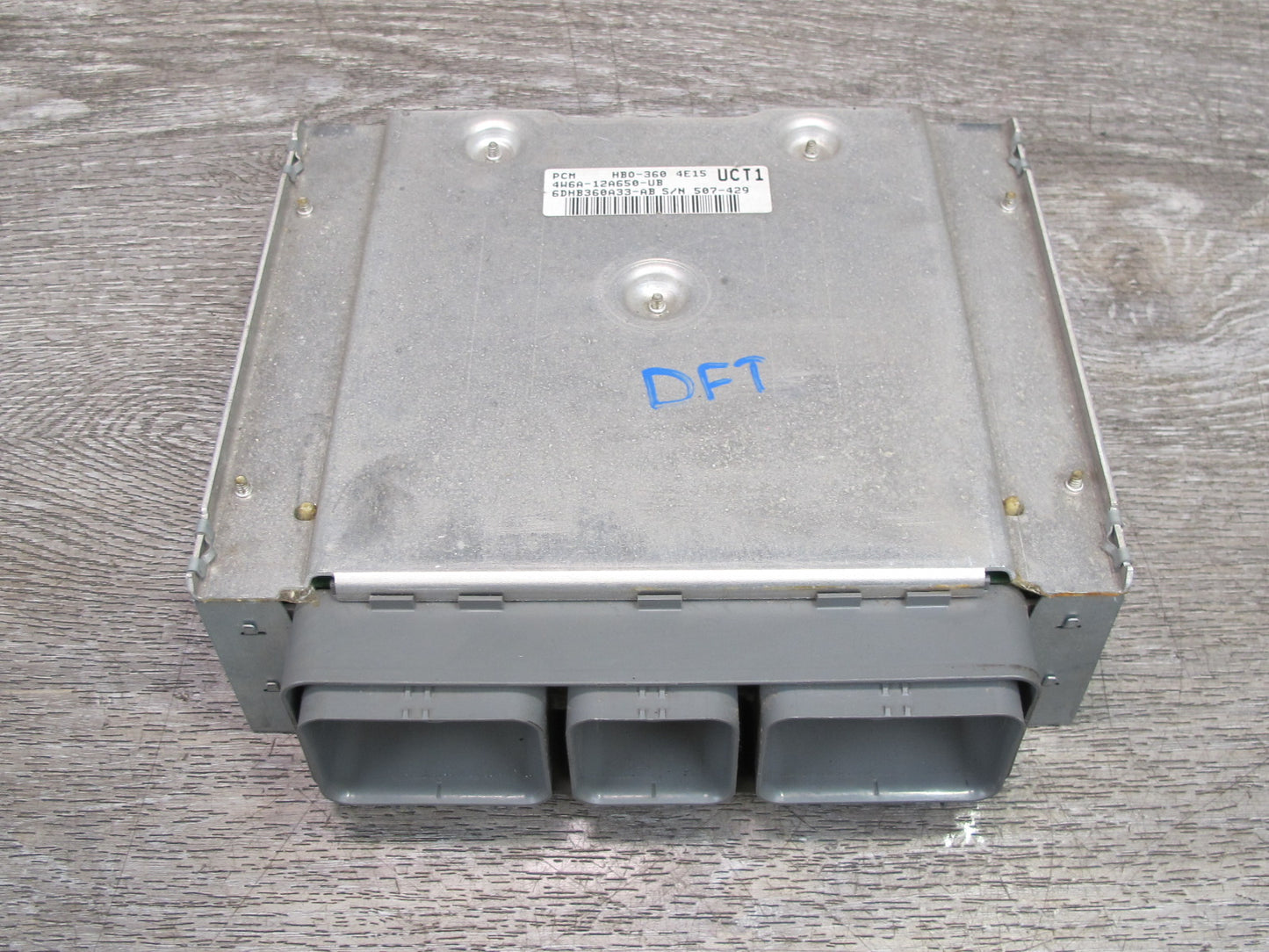 2004 Ford Thunderbird 3.9L AJ35 Engine ECU Control Module 4W6A-12A650-UB OEM