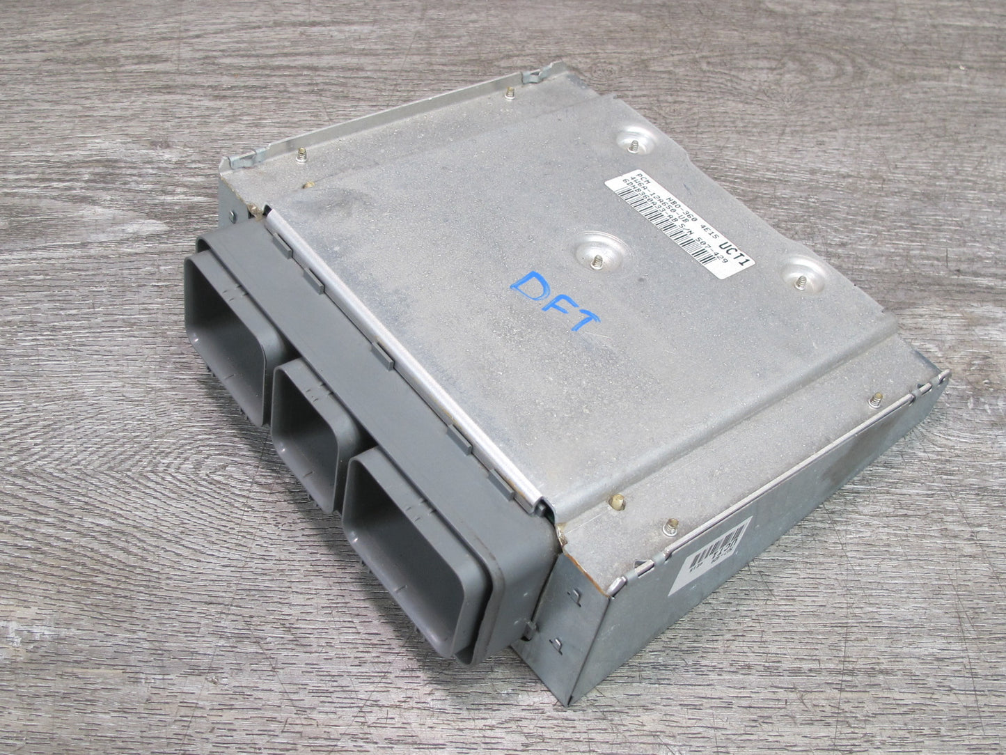 2004 Ford Thunderbird 3.9L AJ35 Engine ECU Control Module 4W6A-12A650-UB OEM