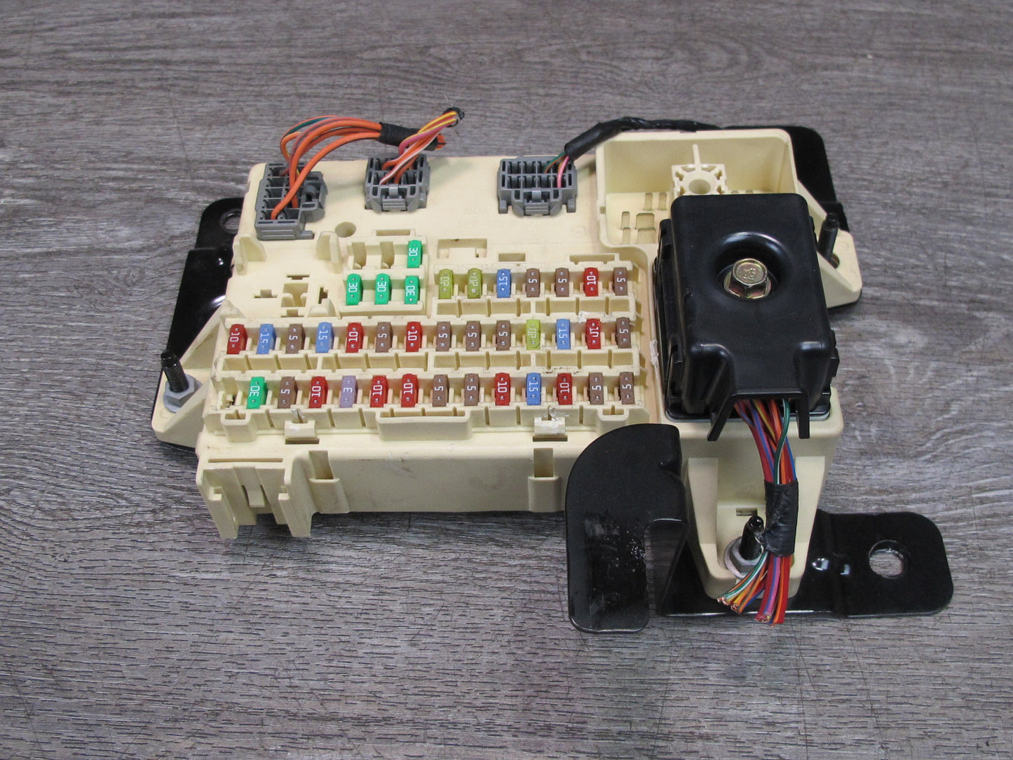 02-05 Ford Thunderbird Cabin Junction Fuse Relay Box 3W6T-14A067-AA OEM