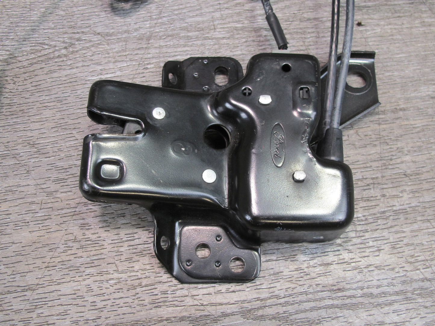 02-05 Ford Thunderbird Rear Trunk Lid Lock Latch Actuator w Cable OEM