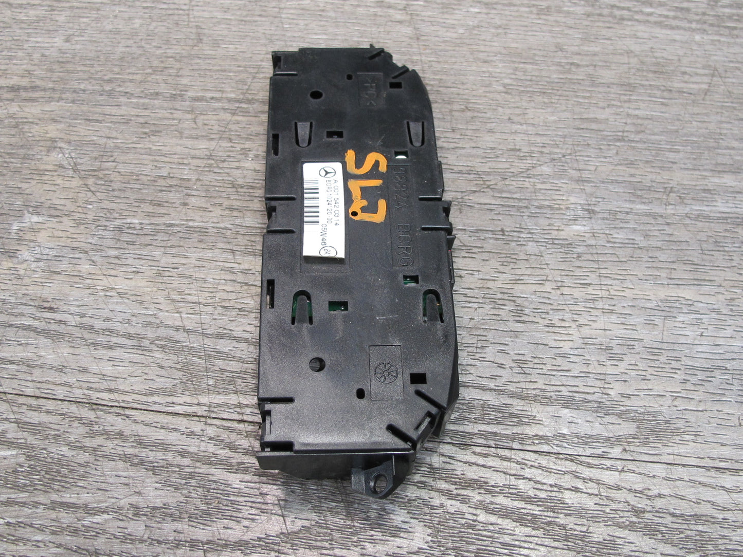 03-06 Mercedes R230 Sl-class Parktronic Clock Display Module A0015420314 OEM