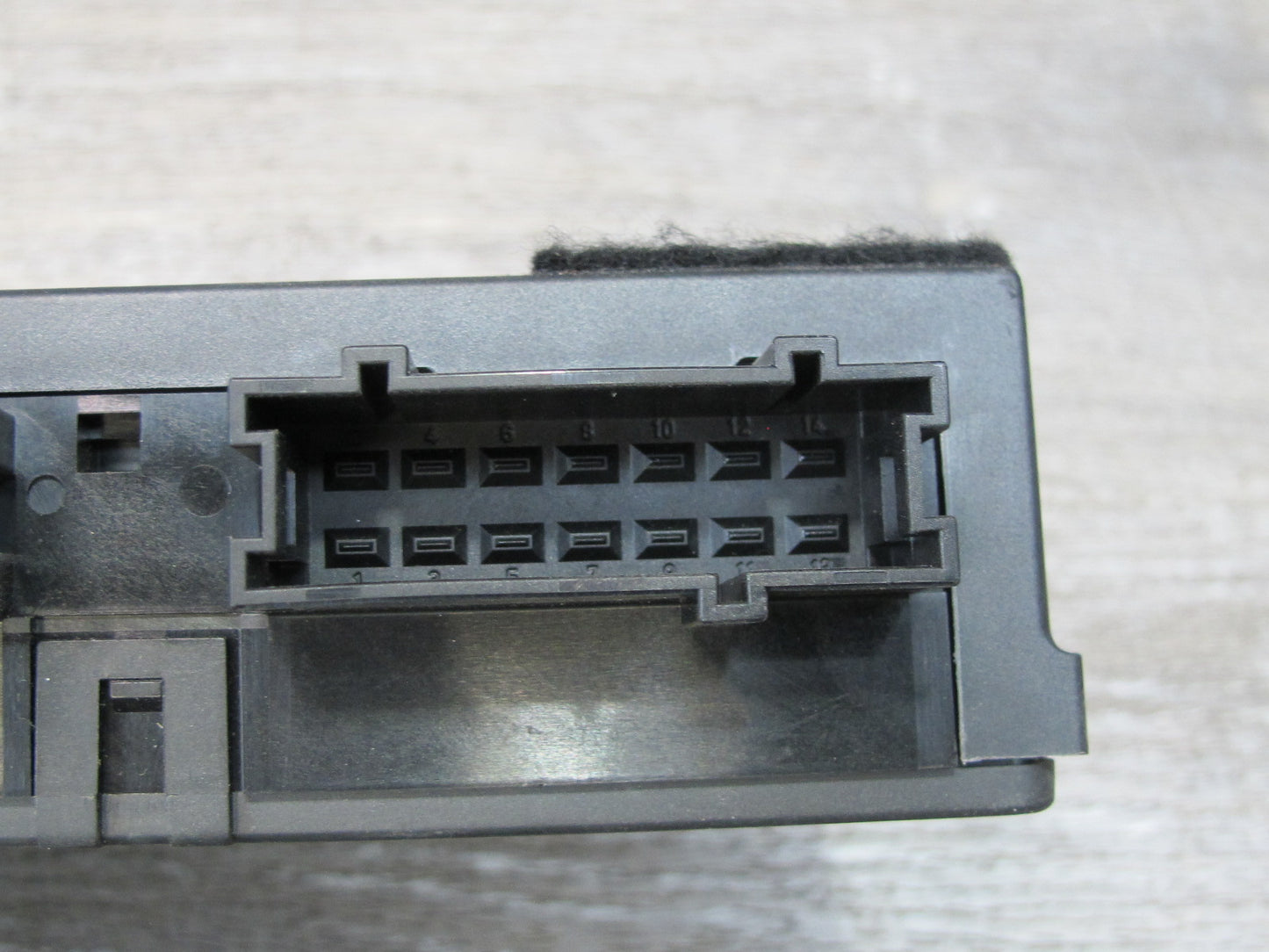03-08 Mercedes R230 Convertible  TOP Roof Control Module 2308205526 OEM