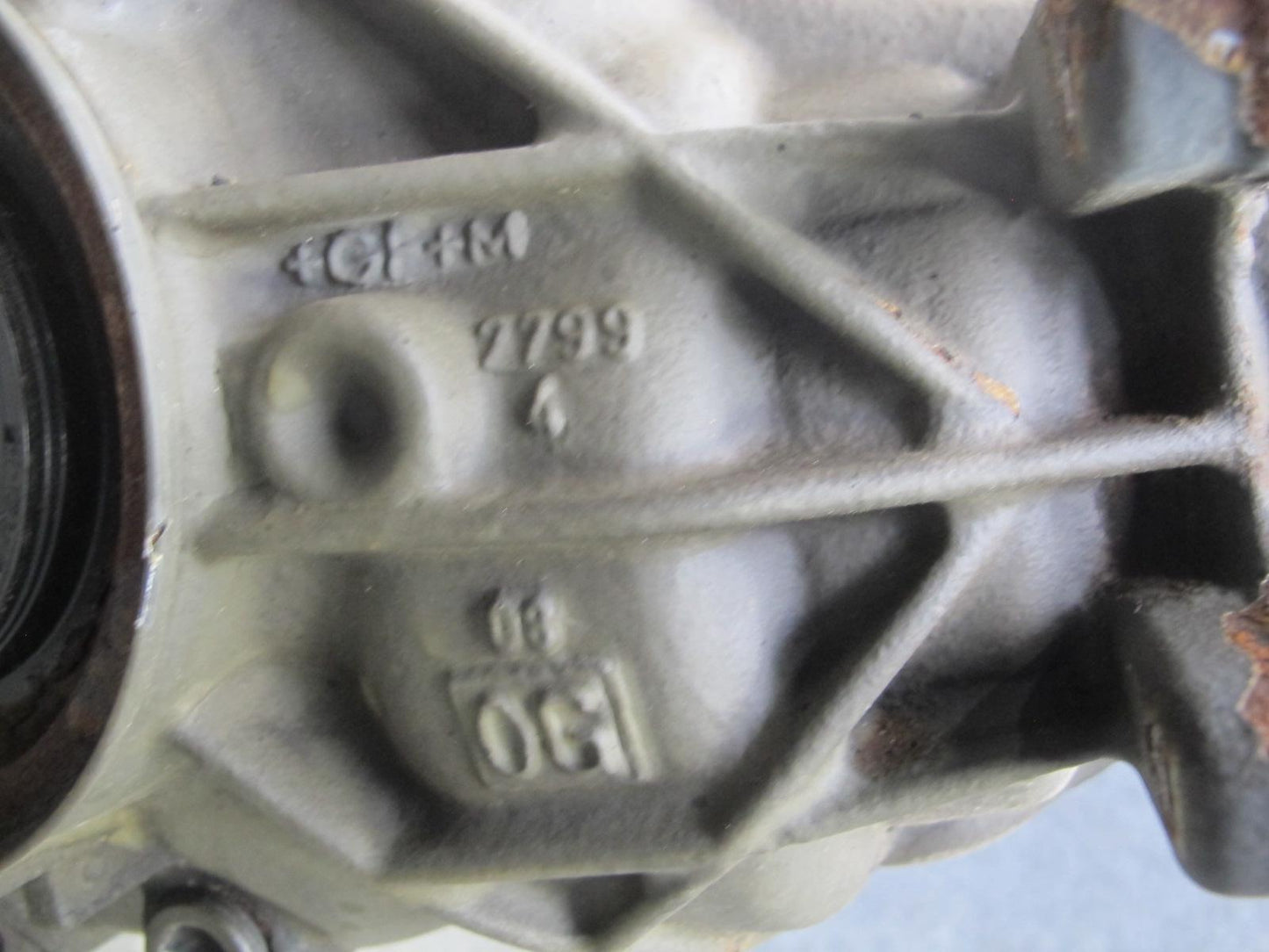 07-12 Mercedes R230 SL550 M273 Rear Differential Carrier 2.65 Ratio OEM