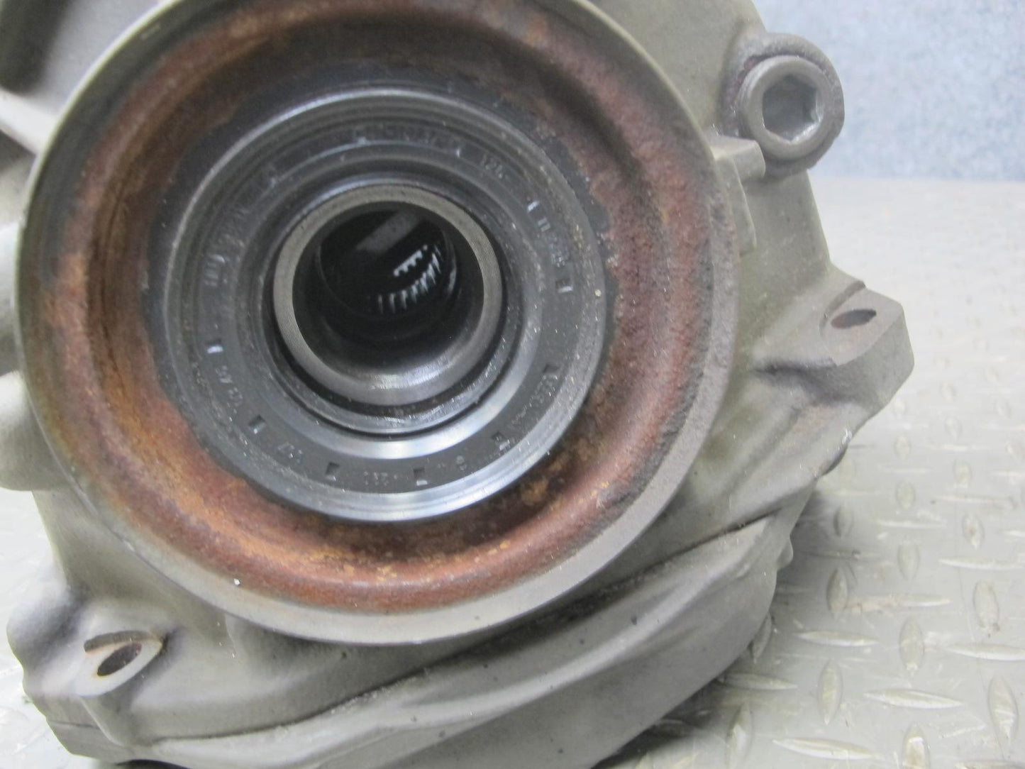 07-12 Mercedes R230 SL550 M273 Rear Differential Carrier 2.65 Ratio OEM