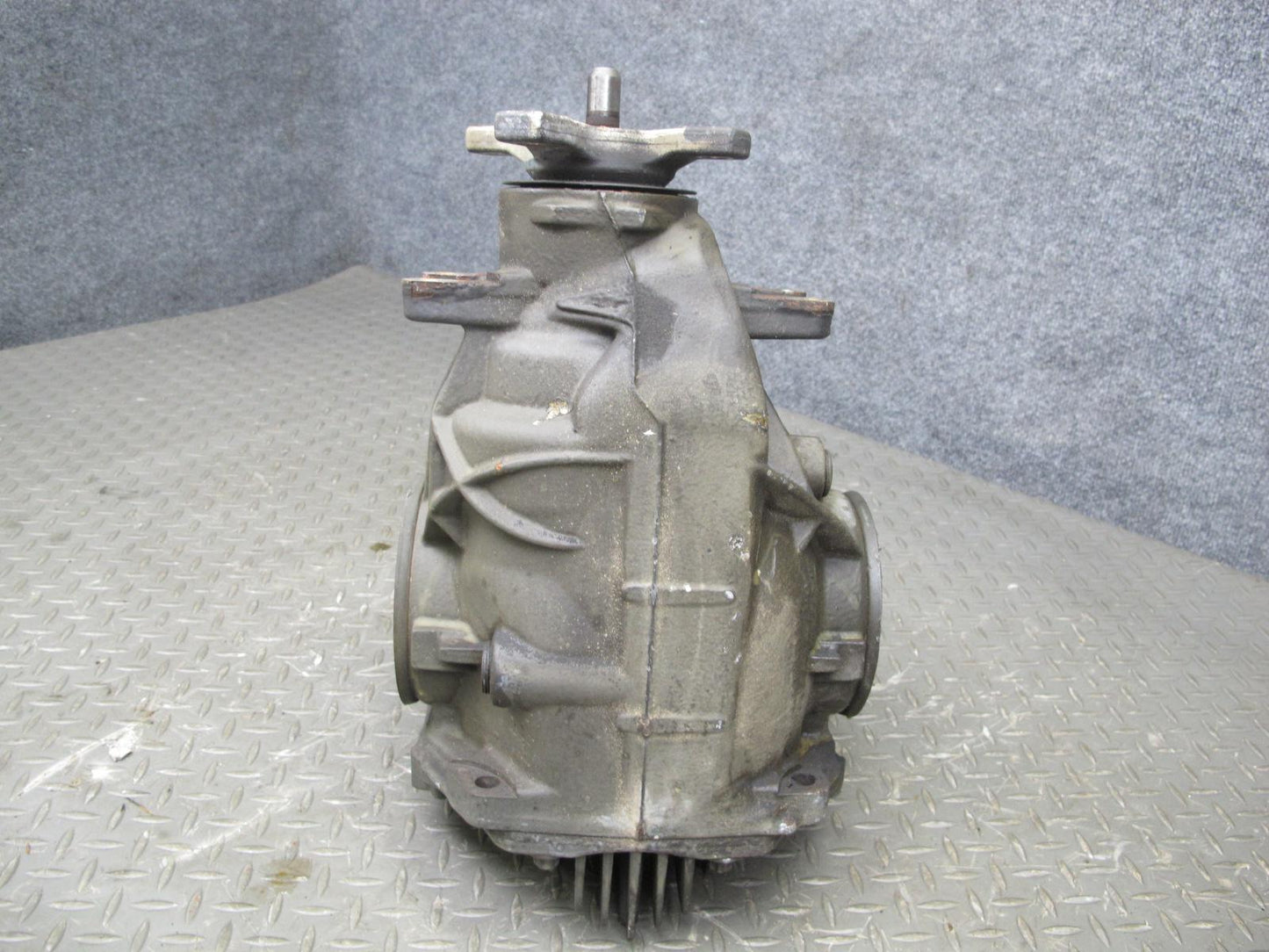 07-12 Mercedes R230 SL550 M273 Rear Differential Carrier 2.65 Ratio OEM