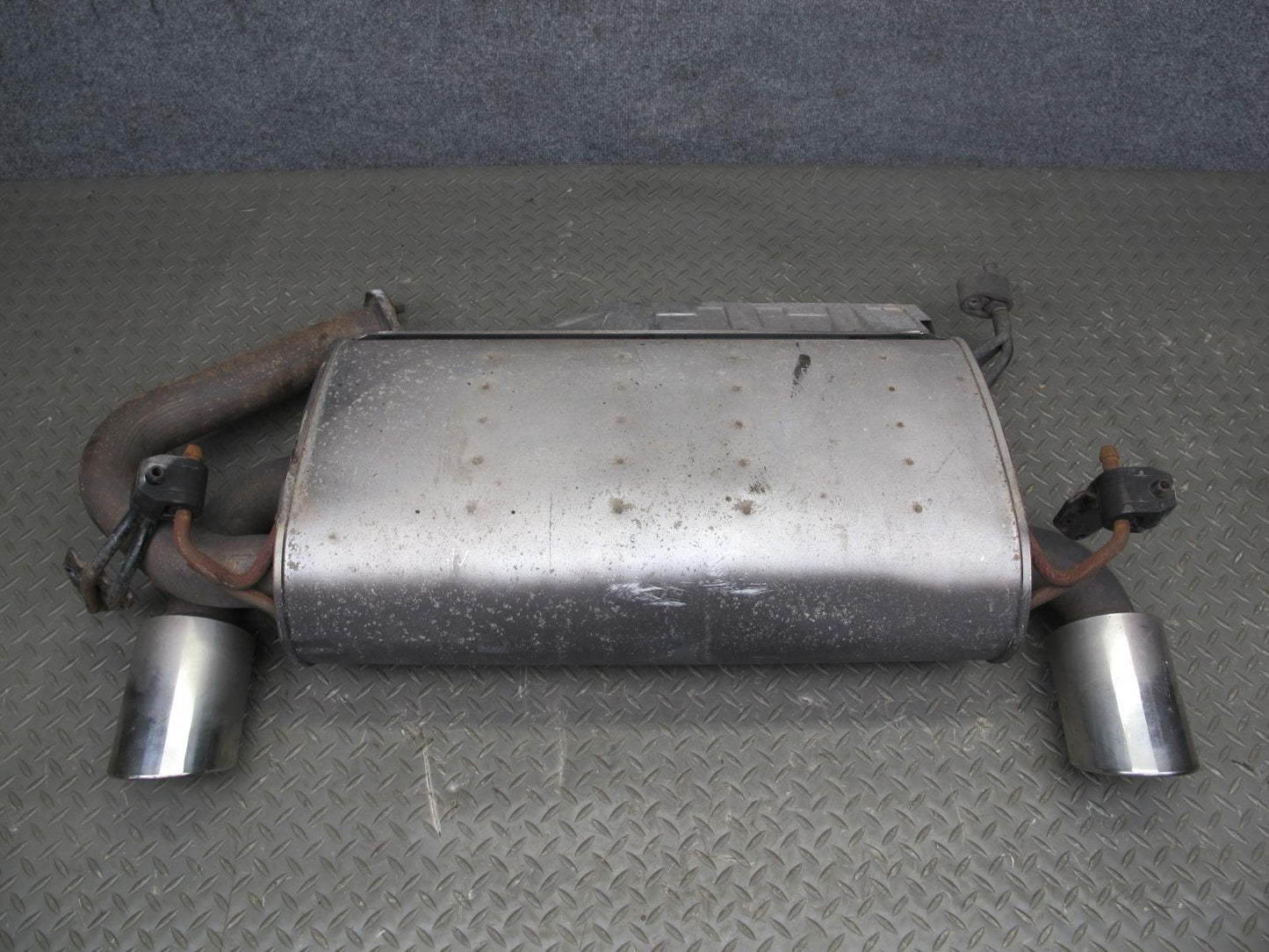 03-05 Nissan 350Z Z33 VQ35DE Rear Exhaust Muffler w Tips 46K Miles OEM