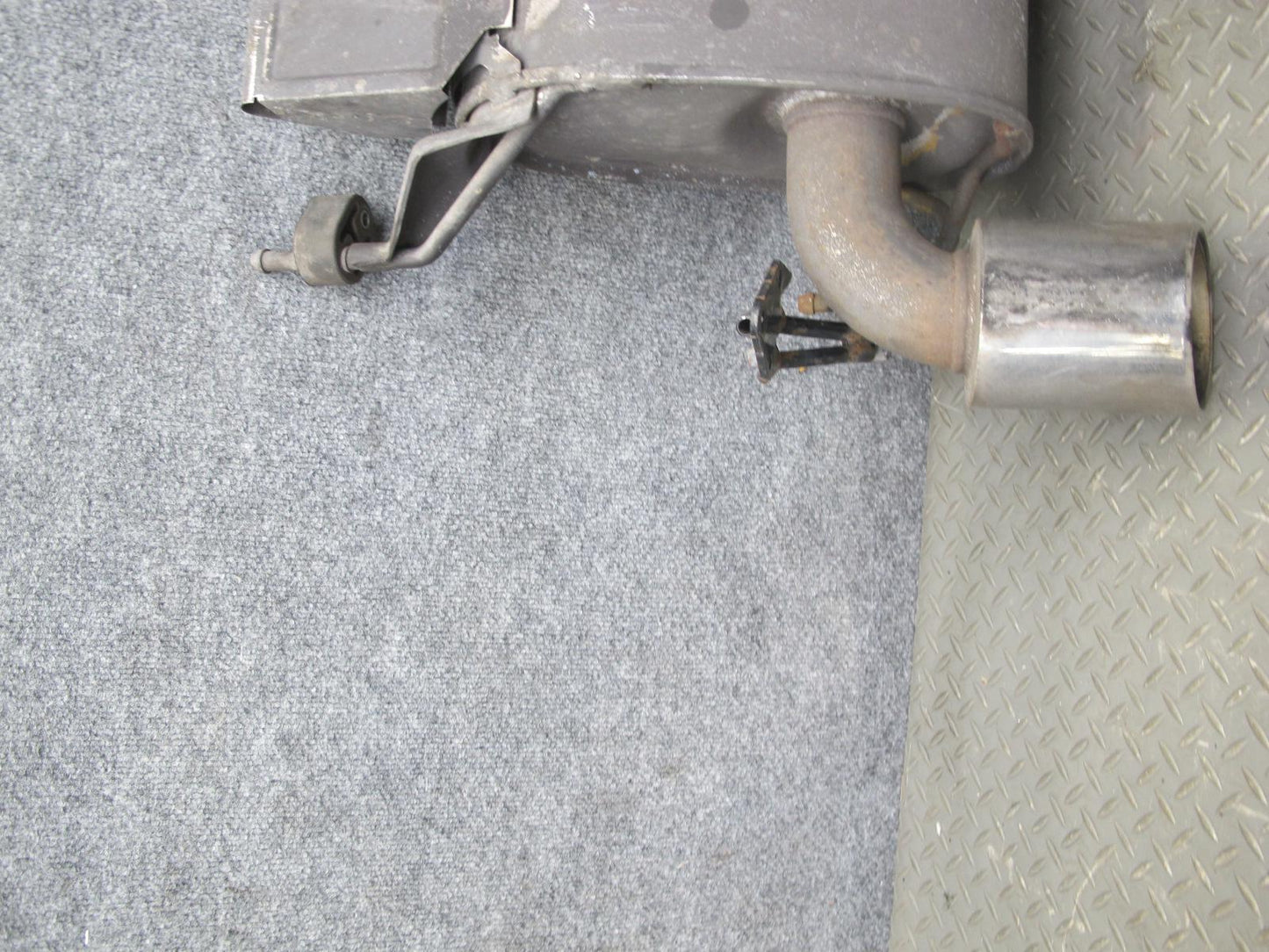 03-05 Nissan 350Z Z33 VQ35DE Rear Exhaust Muffler w Tips 46K Miles OEM
