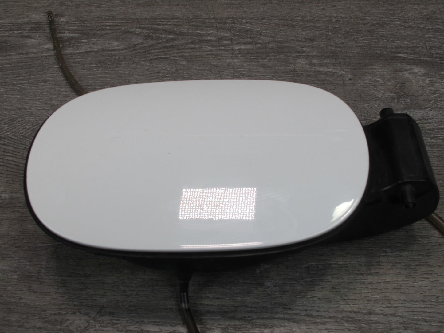 2011-2018 Porsche Cayenne 958 Fuel Tank Filler Door Lid Cover w Housing