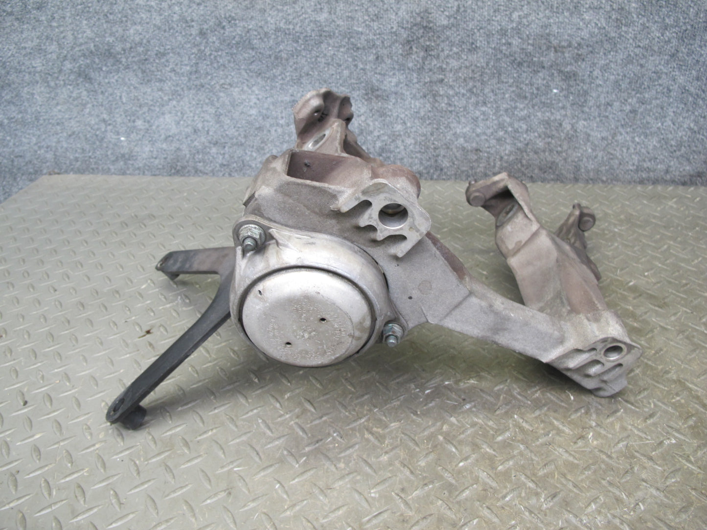00-04 Porsche Boxster 986 M/T 6 Speed Transmission Subframe Mount Bracket Set