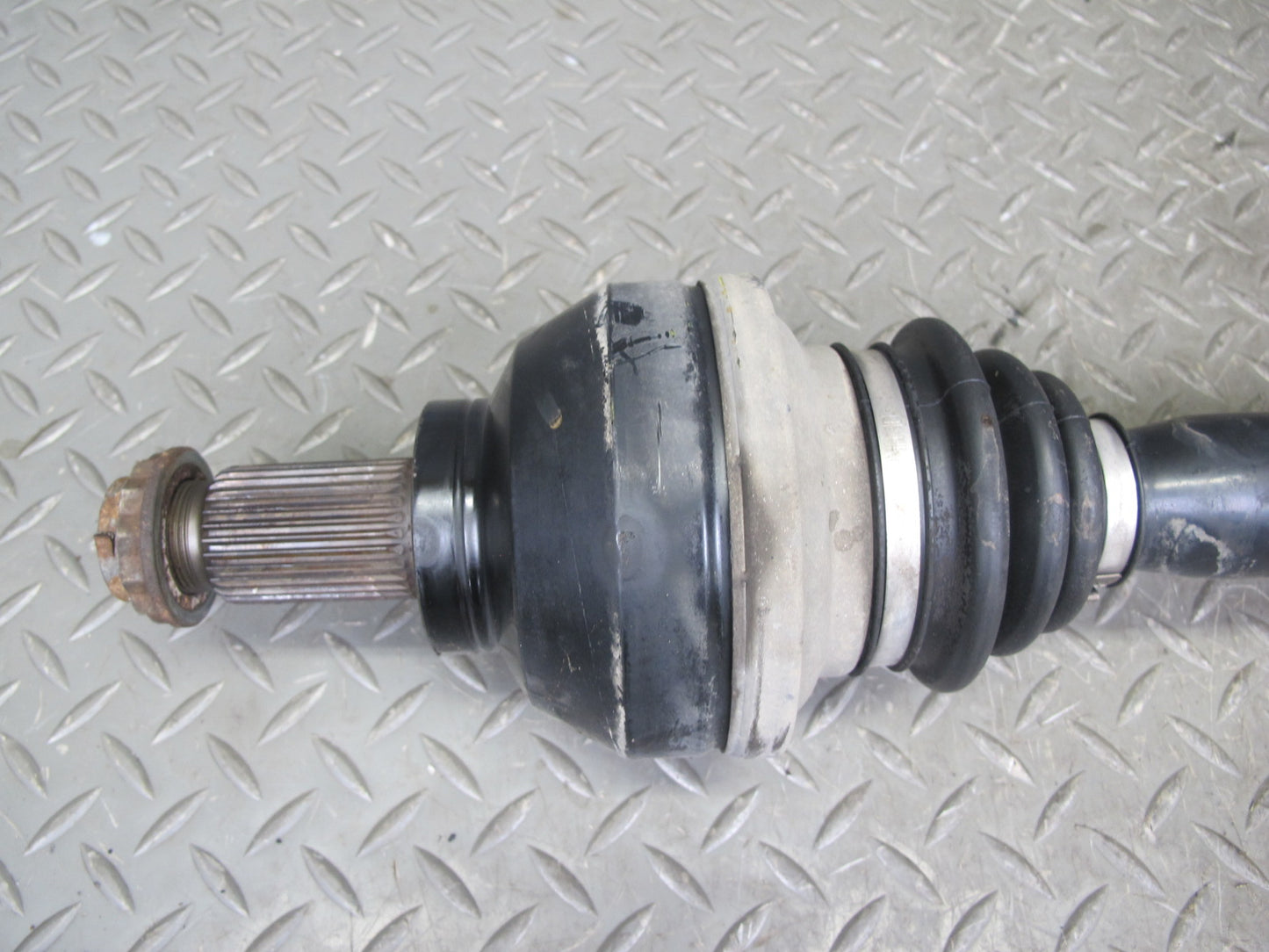 2006-2010 BMW E63 E64 M6 Rear Left or Right Suspension Axle Shaft 2282668