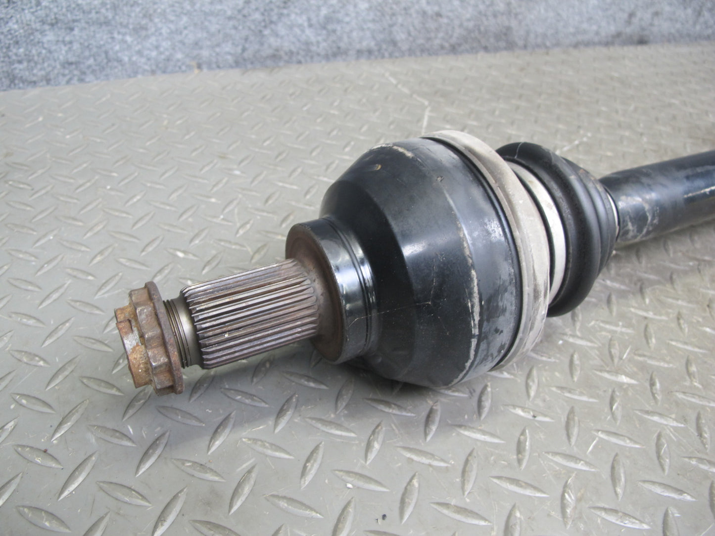 2006-2010 BMW E63 E64 M6 Rear Left or Right Suspension Axle Shaft 2282668