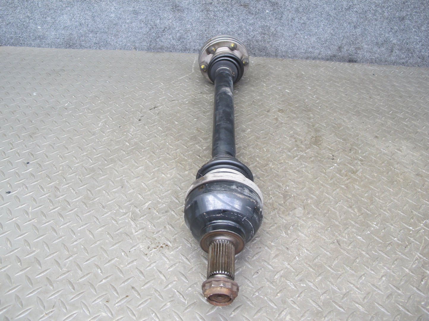 2006-2010 BMW E63 E64 M6 Rear Left or Right Suspension Axle Shaft 2282668