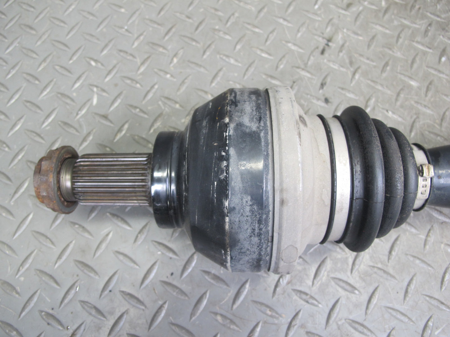 2006-2010 BMW E63 E64 M6 Rear Left or Right Suspension Axle Shaft 2282668