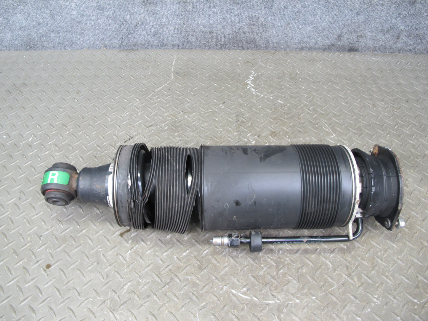 07-12 Mercedes R230 SL550 SL600 Rear Right ABC Hydraulic Shock Strut OEM