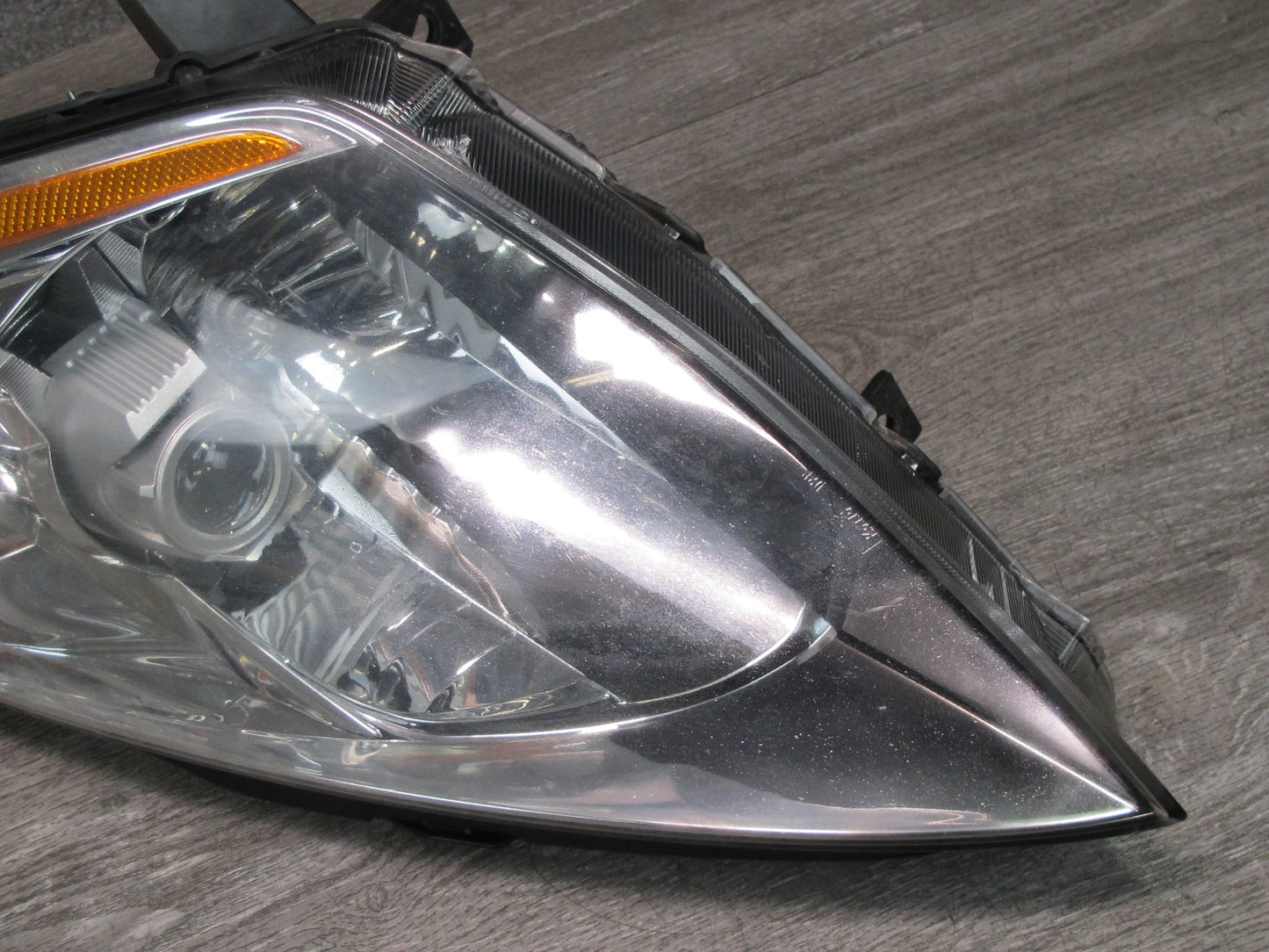 03-05 Nissan 350Z Z33 Front Left Side Side Xenon HID Headlight Lamp OEM