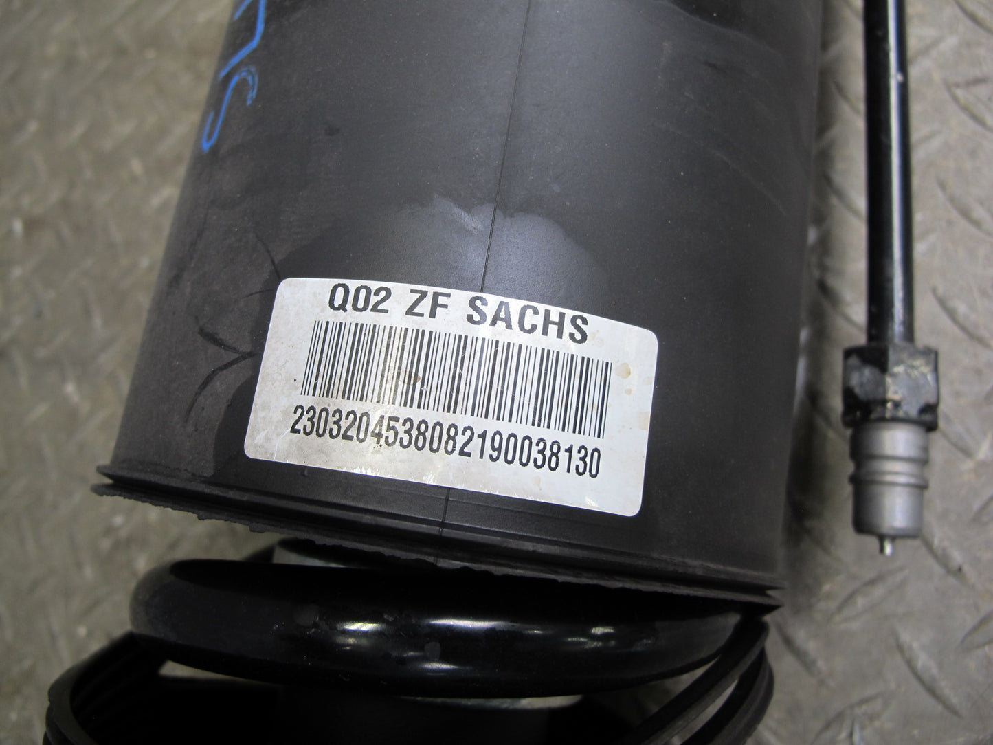 07-12 Mercedes R230 SL550 SL600 Rear Left ABC Hydraulic Shock Strut OEM
