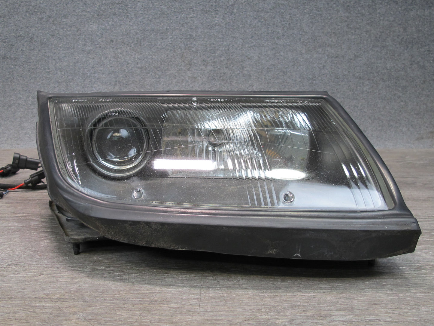 90-96 Nissan Z32 300ZX Front Right Xentec Xenon HID Headlight Lamp OEM