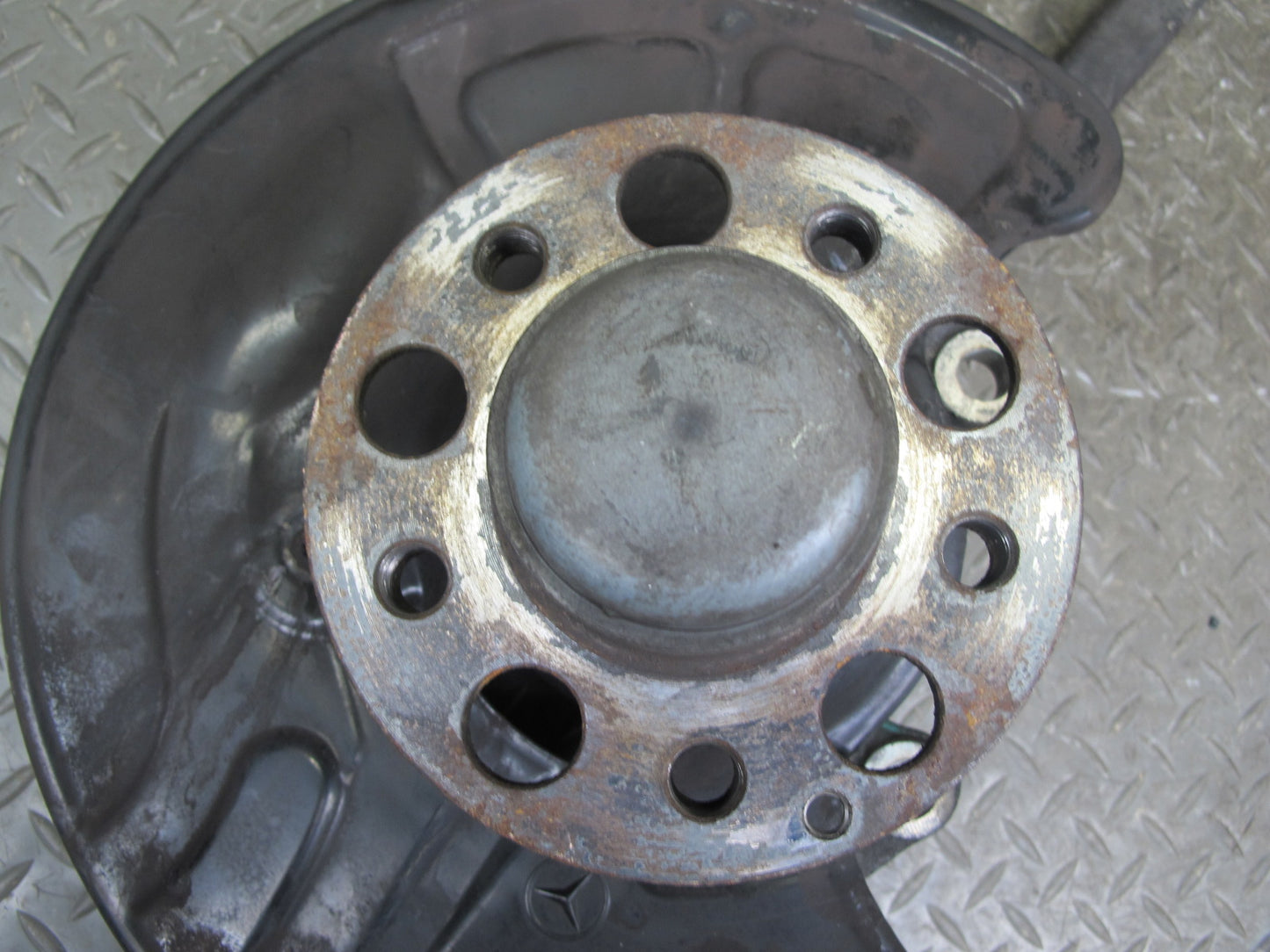 09-12 Mercedes R230 SL550 Front Left Spindle Knuckle Wheel Hub Bearing OEM