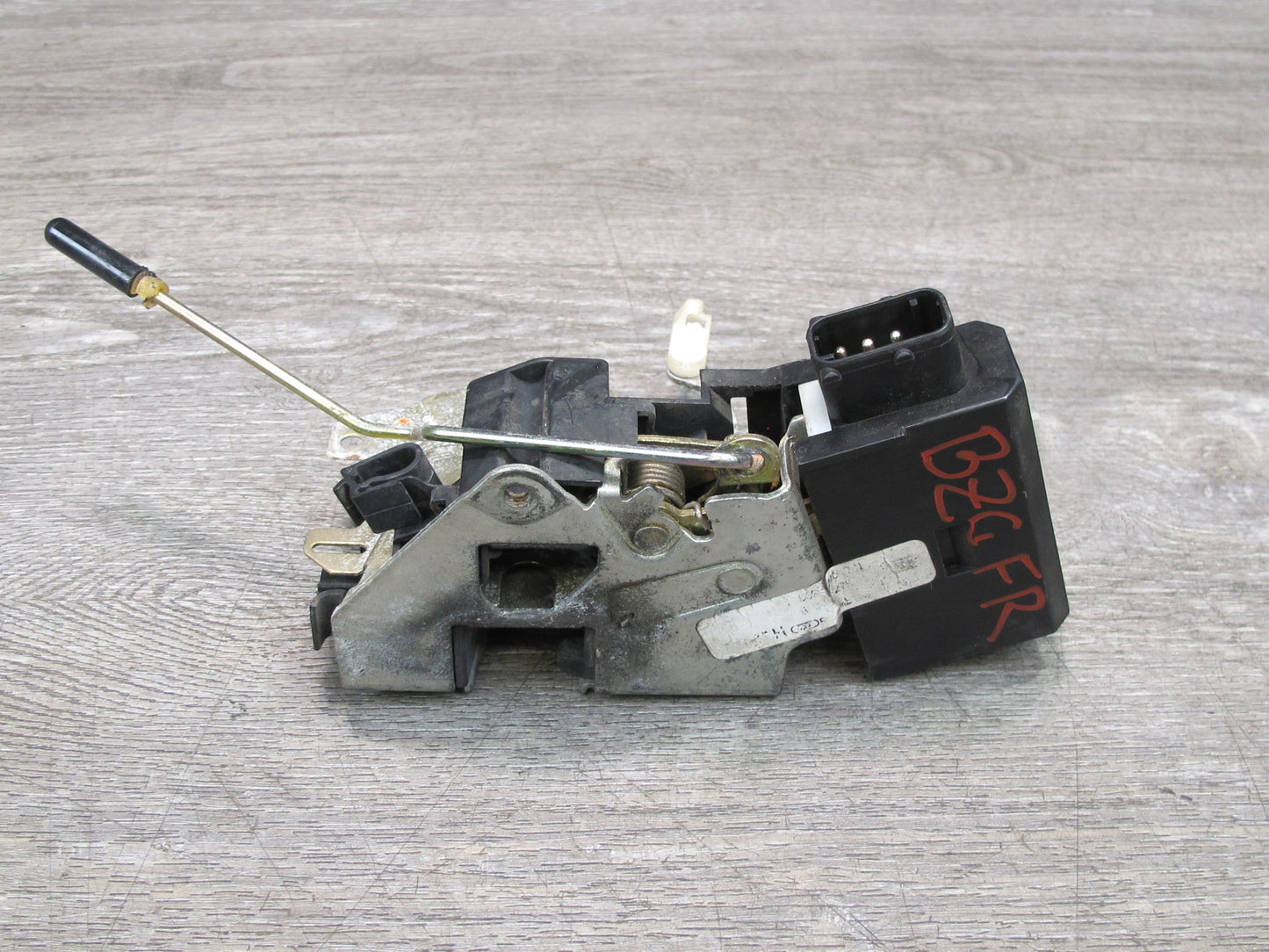 96-02 BMW E36/7 Z3 Right Passenger Door Lock Latch Actuator OEM