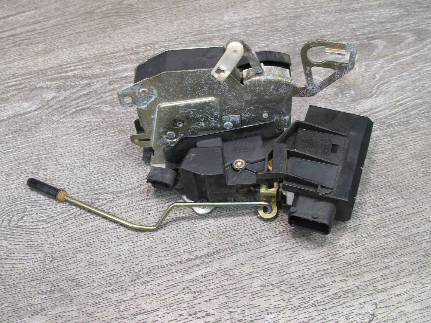 96-02 BMW E36/7 Z3 Right Passenger Door Lock Latch Actuator OEM