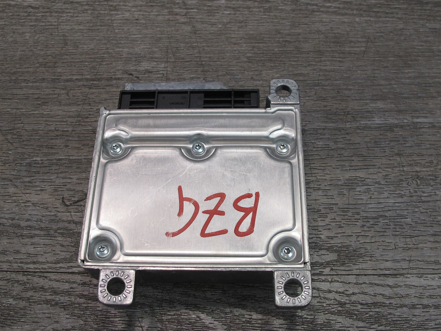 97-99 BMW Z3 E36 SRS AIRBAG SENSOR CONTROL MODULE 8374798 OEM
