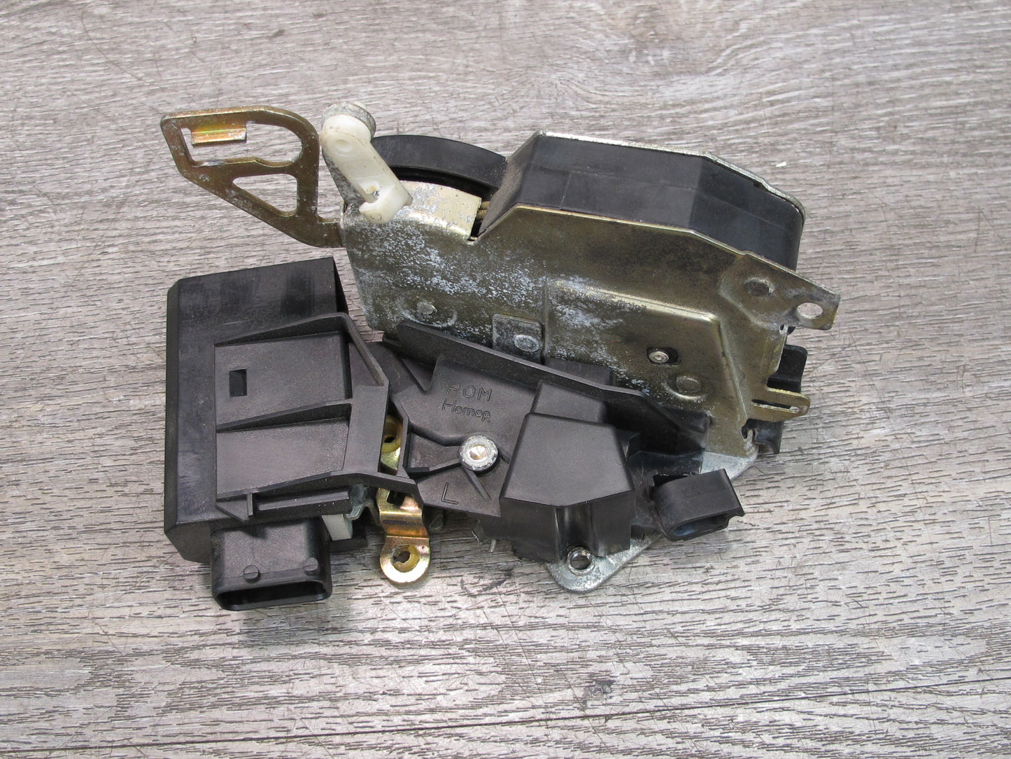 96-02 BMW E36/7 Z3 Left Driver Door Lock Latch Actuator 8397731 OEM
