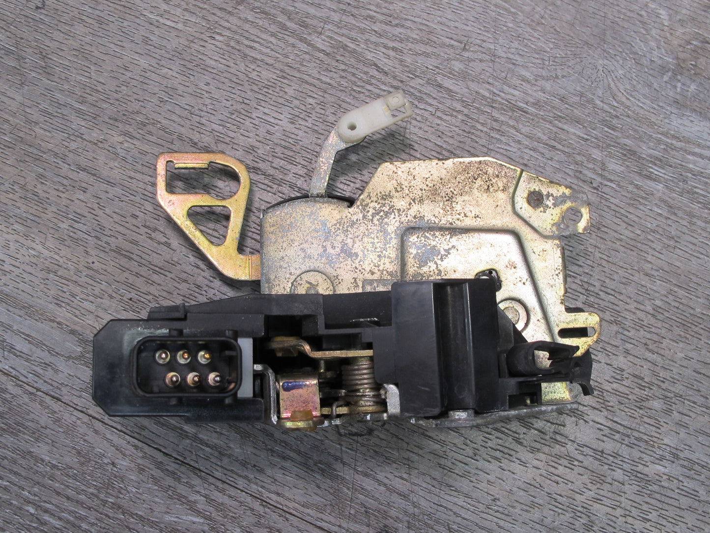 96-02 BMW E36/7 Z3 Left Driver Door Lock Latch Actuator 8397731 OEM